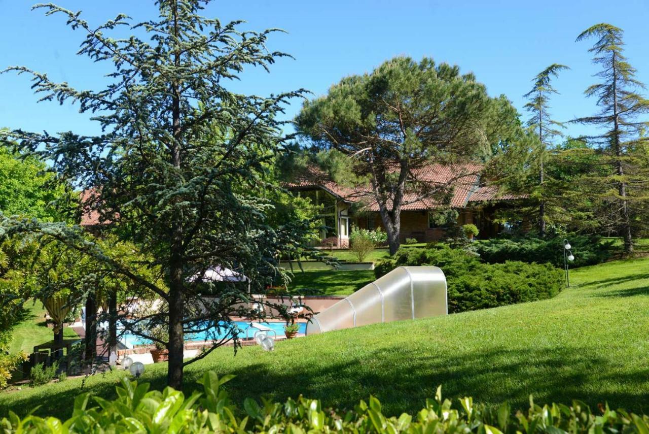 Tenuta Degli Angeli Rossi 아스티 외부 사진