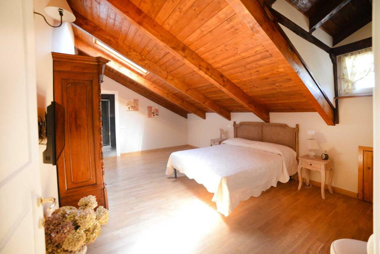 Tenuta Degli Angeli Rossi 아스티 외부 사진
