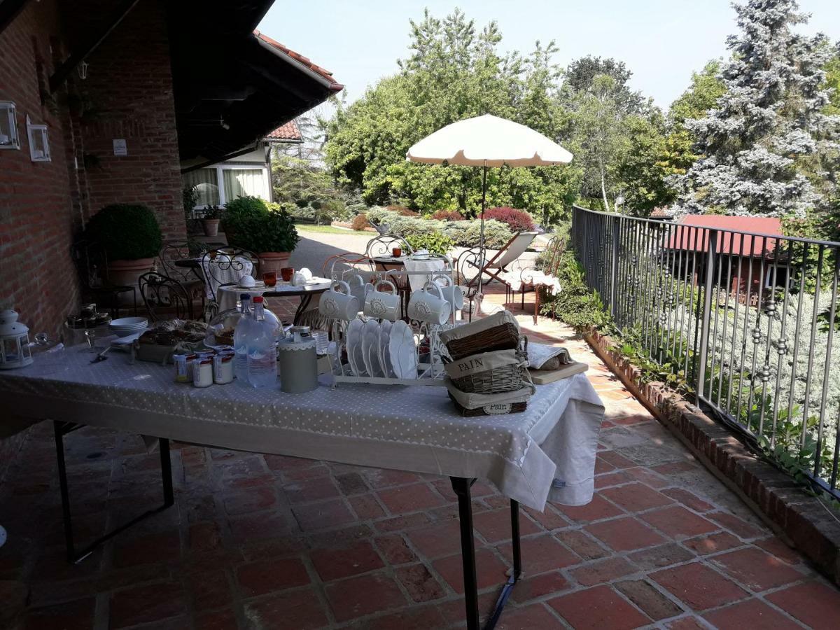 Tenuta Degli Angeli Rossi 아스티 외부 사진