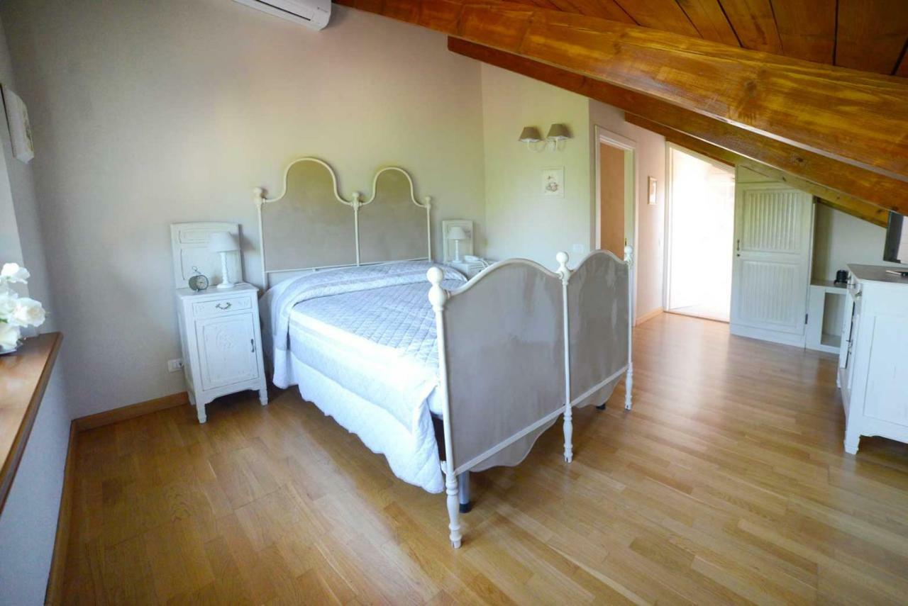 Tenuta Degli Angeli Rossi 아스티 외부 사진